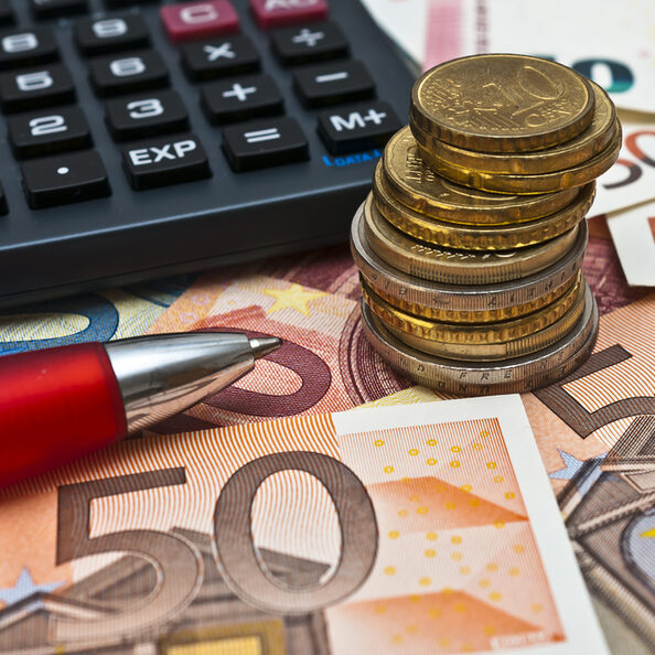 Motivbild Kosten Kalkulation [Foto: ©Stockfotos-MG - stock.adobe.com]